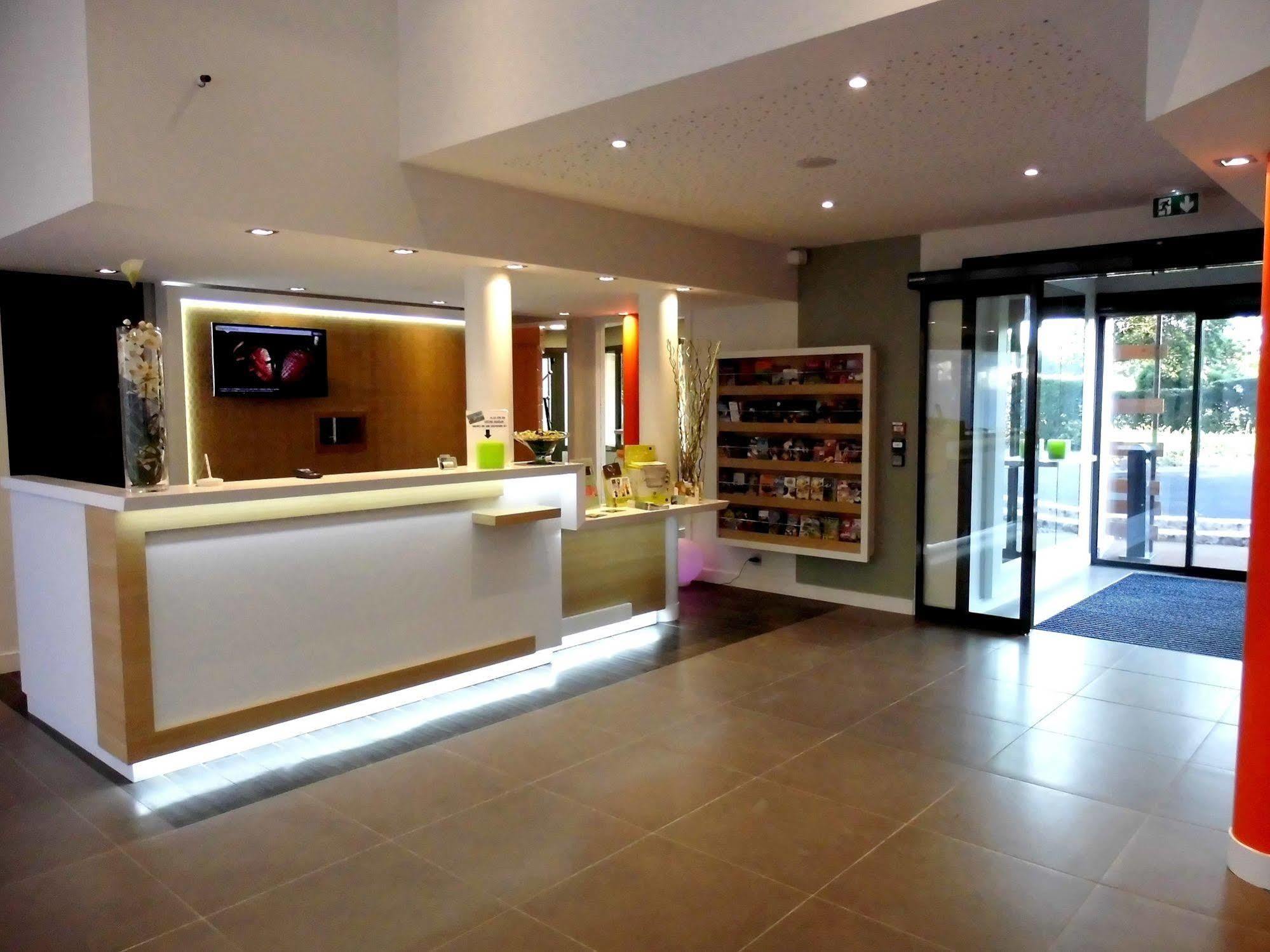 Logis Domaine Du Moulin Cavier Hotell Avrillé Exteriör bild